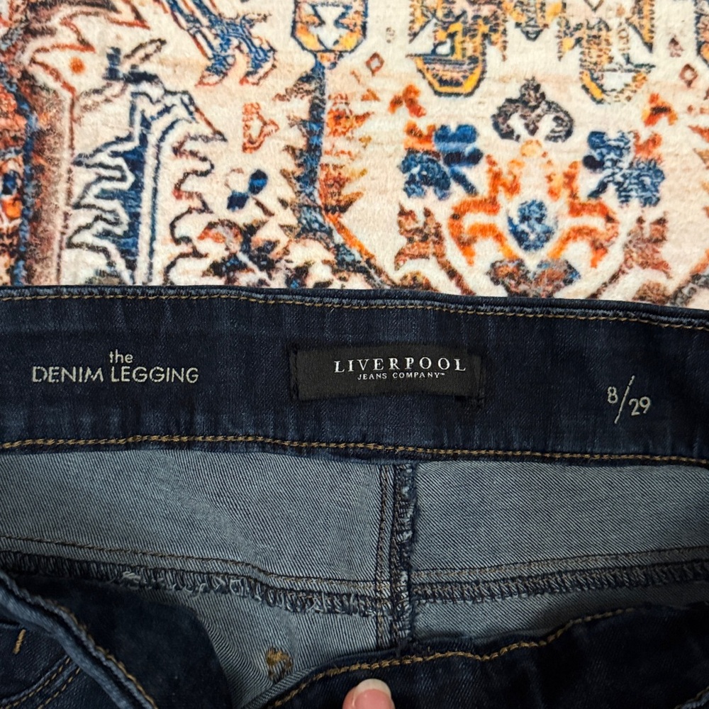 Liverpool Denim Jeggings - Picture 2 of 4
